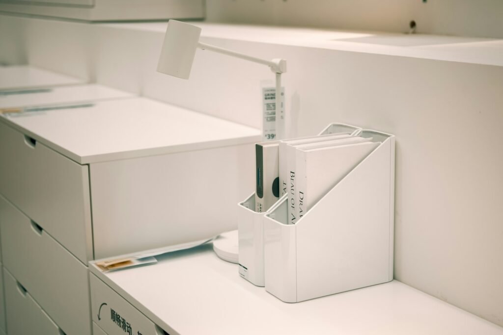 Organized everyday workspace